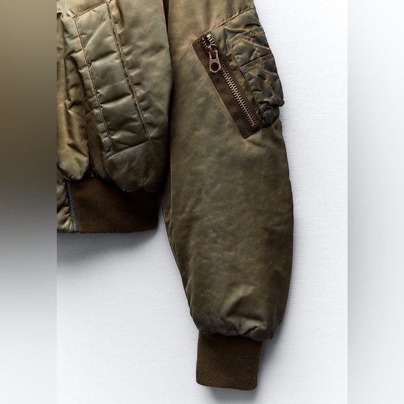 DISTRESSED EFFECT NYLON BOMBER - Khaki - Picture 10 of 10